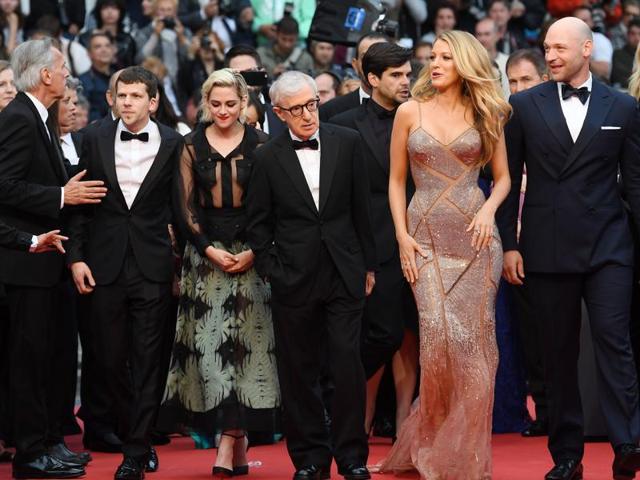 American director Woody Allen (C) with the cast of his film Cafe Society that premiered at the French Riviera: Jesse Eisenberg (L), Kristen Stewart (2L) and Blake Lively (2R). (AFP) American director Woody Allen (C) with the cast of his film Cafe Society that premiered at the French Riviera: Jesse Eisenberg (L), Kristen Stewart (2L) and Blake Lively (2R). (AFP)