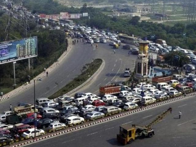The third stretch of the project will involve widening of the crucial stretch  from UP Gate (above) to Dasna. (Hindustan Times)