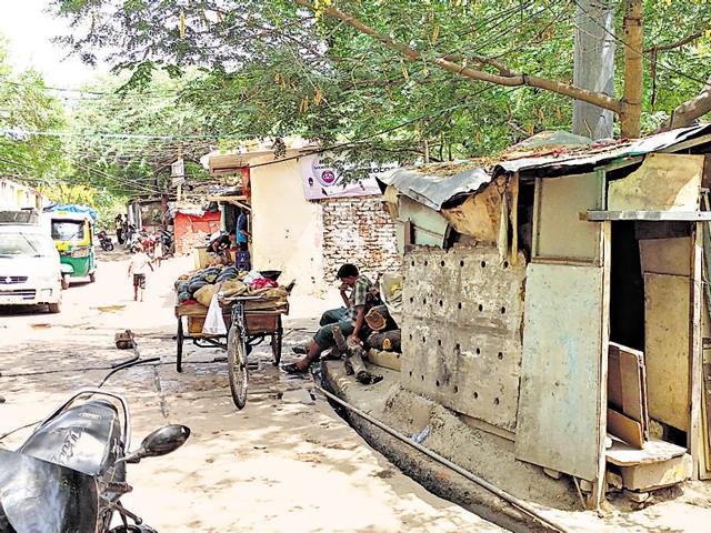 House where 21-year-old Johnny Ghosh reportedly stayed and raped minor girls. (HT Photo) House where 21-year-old Johnny Ghosh reportedly stayed and raped minor girls. (HT Photo)