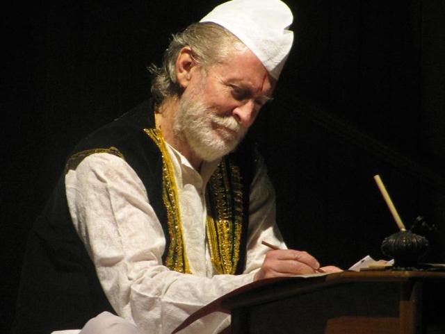 The play Ghalib Ke Khat is based on the letters written by the late poet.