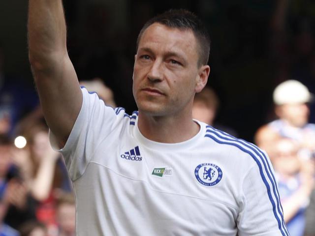Chelsea's John Terry acknowledges fans after the game against Leicester City. (Reuters Photo) Chelsea's John Terry acknowledges fans after the game against Leicester City. (Reuters Photo)