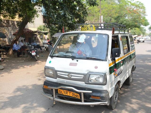 Three unidentified men thrashed the driver of a taxi and made off with the vehicle near Aujla village, prompting police to sound an alert in the neighbouring areas. (Representative Picture) Three unidentified men thrashed the driver of a taxi and made off with the vehicle near Aujla village, prompting police to sound an alert in the neighbouring areas. (Representative Picture)