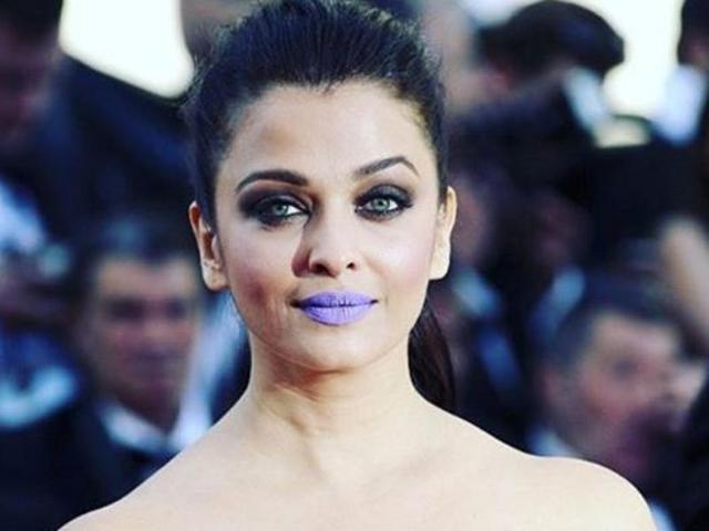 Sheer gown, bold lips for the win! Owning this motto is Aishwarya’s look on her finale day (Sunday) where she appeared on the red carpet with her Sarbjit team. For all those who complained about Aishwarya playing too safe all these year, this is her answer. (Instagram) 
