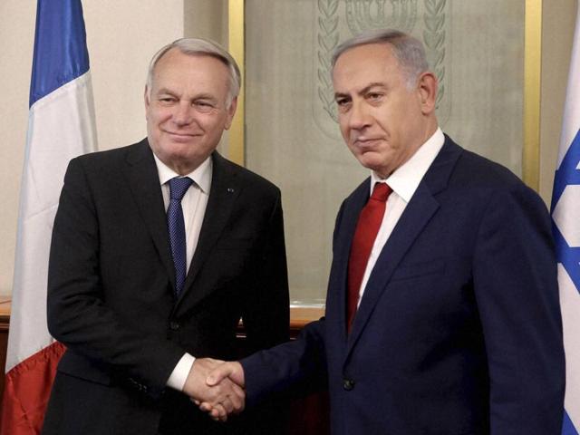 Israeli Prime Minister Benjamin Netanyahu (right) shakes hands with French foreign minister Jean-Marc Ayrault, for photographers during a meeting at the Prime Minister's office in Jerusalem. (AP Photo) Israeli Prime Minister Benjamin Netanyahu (right) shakes hands with French foreign minister Jean-Marc Ayrault, for photographers during a meeting at the Prime Minister's office in Jerusalem. (AP Photo)