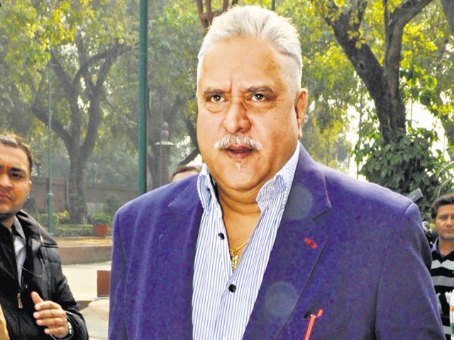 Embattled tycoon Vijay Mallya tried to reassure United Breweries (UB) board members that the money laundering allegations against him were baseless and he had every intention to repay the loans extended by a consortium of banks to his now defunct Kingfisher Airlines.(AFP)