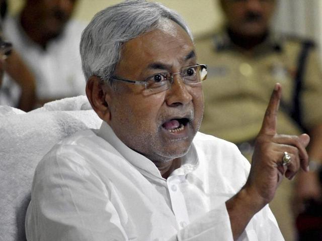 Bihar chief minister Nitish Kumar addresses a press conference in Patna on Monday.(PTI) Bihar chief minister Nitish Kumar addresses a press conference in Patna on Monday.(PTI)