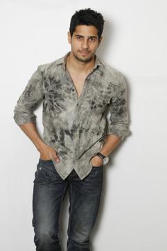 Actor Sidharth Malhotra feels presenting homosexuals in a realistic manner is a positive change in Bollywood. (Hindustan Times)