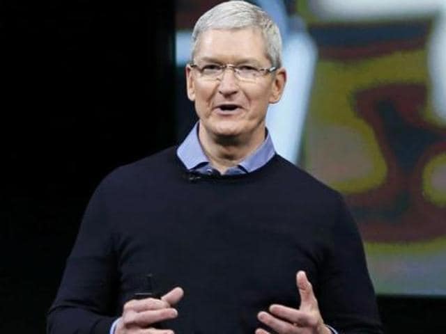 Apple CEO Tim Cook(Reuters)