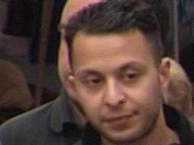A framegrab taken from VTM shows Salah Abdeslam, centre, being arrested by police and bundled into a police vehicle during a raid in the Molenbeek neighborhood of Brussels, Belgium. (AP) A framegrab taken from VTM shows Salah Abdeslam, centre, being arrested by police and bundled into a police vehicle during a raid in the Molenbeek neighborhood of Brussels, Belgium. (AP)