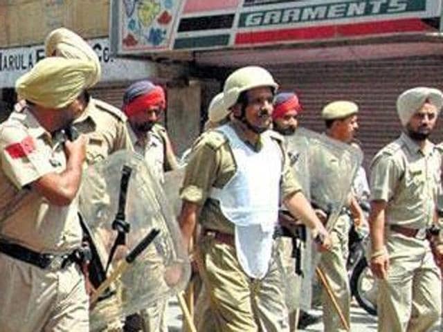 When contacted, Batala senior superintendent of police (SSP) Daljinder Singh said Amarjot and his brother Avtar were habitual criminals and have more than 15 cases registered against them. (Representative image) When contacted, Batala senior superintendent of police (SSP) Daljinder Singh said Amarjot and his brother Avtar were habitual criminals and have more than 15 cases registered against them. (Representative image)