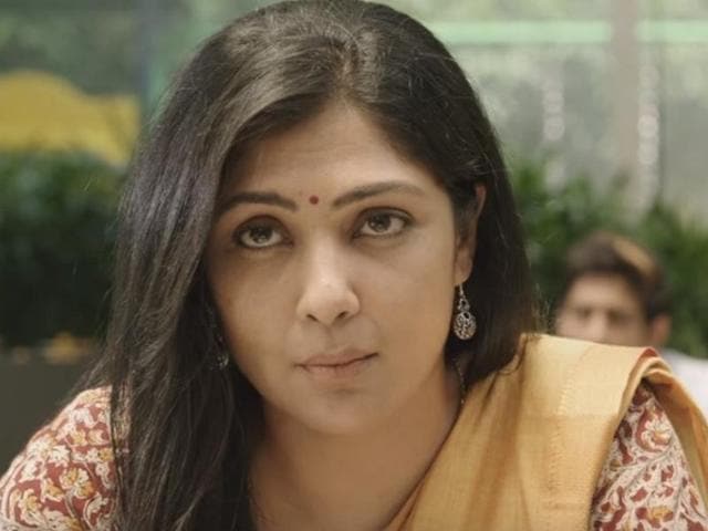 Kamalinee Mukherjee had a small but well-received role in Kamal Haasan-starrer Vettaiyaadu Villayadu.(YouTube Grab)