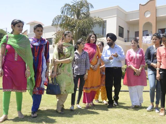 Punjab S First Drug Rehab For Women To Be Opened In Amritsar On May 22 Hindustan Times Drug rehabilitation center in punjab has come first time fastest way to say good bye to alcohol. punjab s first drug rehab for women to