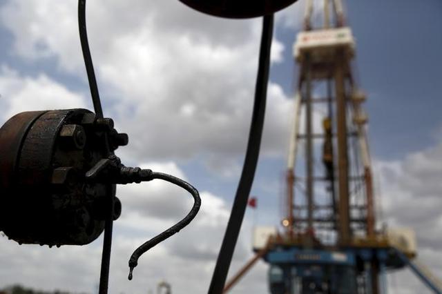 China’s independent “teapot” refiners -- so called due to their small size -- could be processing by the end of this year as much as a fifth of the crude imports of the world’s number 2 oil consumer. (Reuters file for representation) China’s independent “teapot” refiners -- so called due to their small size -- could be processing by the end of this year as much as a fifth of the crude imports of the world’s number 2 oil consumer. (Reuters file for representation)