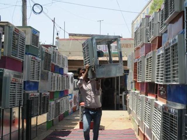 The sale of air-coolers has increased drastically due to the summer heat.(Praveen Kumar/HT Photo)