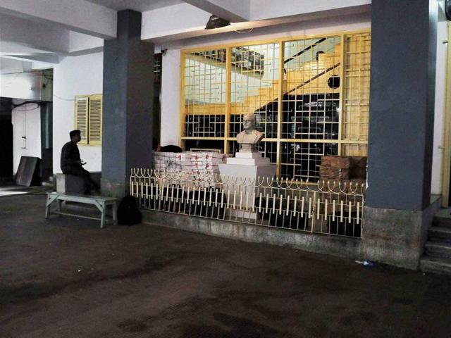 CPI(M) State headquarter wears a deserted look after the party's defeat in West Bengal Assembly elections. (PTI) 