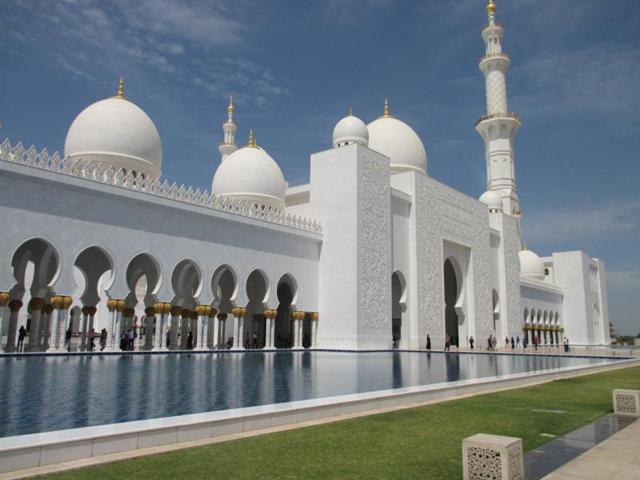 2. Sheikh Zayed Grand Mosque Center, Abu Dhabi. It is one of the largest mosques in the world, topped with 82 white domes of varying sizes. (AFP) 2. Sheikh Zayed Grand Mosque Center, Abu Dhabi. It is one of the largest mosques in the world, topped with 82 white domes of varying sizes. (AFP)