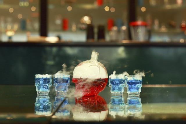 Chemistry 101 feeds two trends – an expat Indian chef turning homewards after a successful stint abroad, to offer us his take on modern Indian fusion food. (Shakti Yadav/ HT Photo)