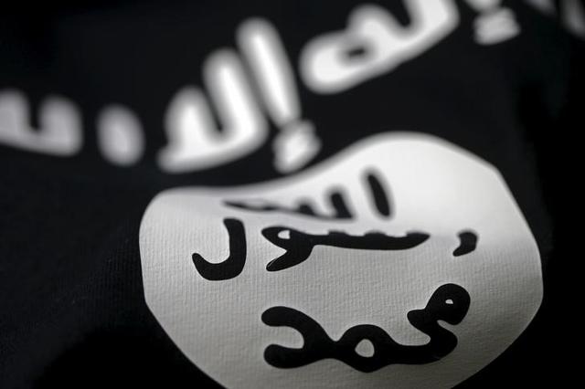Five Pakistani navy officers have been given death sentences over charges of having links with the Islamic State group, mutiny, hatching a conspiracy and carrying weapons to the Karachi dockyard. Five Pakistani navy officers have been given death sentences over charges of having links with the Islamic State group, mutiny, hatching a conspiracy and carrying weapons to the Karachi dockyard.