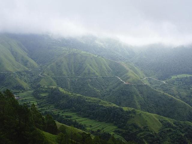 Head to Robber’s Cave in Dehradun to soak your feet in the waters of a flowing stream, while munching on chowmein or ice cream. (Sneha Mahale) Head to Robber’s Cave in Dehradun to soak your feet in the waters of a flowing stream, while munching on chowmein or ice cream. (Sneha Mahale)