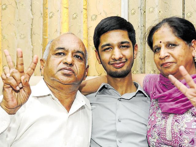 Ashveen, a student of science (non-medical) stream, scored 486 out of 500 marks.(HT Photo)
