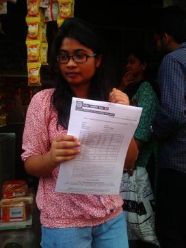 A student showing her marksheet during protest outside the CBSE office in Patna over ‘unfairly’ low marks on Monday. (HT photo) A student showing her marksheet during protest outside the CBSE office in Patna over ‘unfairly’ low marks on Monday. (HT photo)