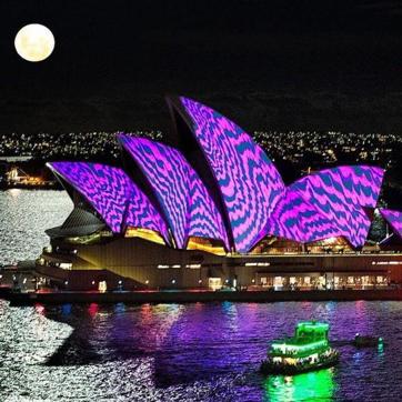 The festival has been named Australia’s Best Tourism Event for the third consecutive year. (vividsydney.com) The festival has been named Australia’s Best Tourism Event for the third consecutive year. (vividsydney.com)