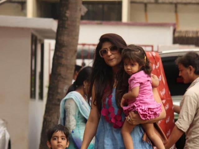 Actor Ayushman Khurana's wife Tahira Kashyap along with her daughter Varushka and son Virajveer at Shilpa Shetty`s son Viaan’s birthday bash. (IANS) 