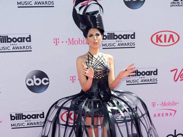 Singer Z LaLa arrives at the Billboard Music Awards, her dress showcasing her love for the unconventional.   (AP) 