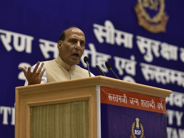 In this file photo, Union home minister Rajnath Singh can be seen addressing BSF personnel at Vigyan Bhawan in New Delhi.(Sushil Kumar/HT Photo)