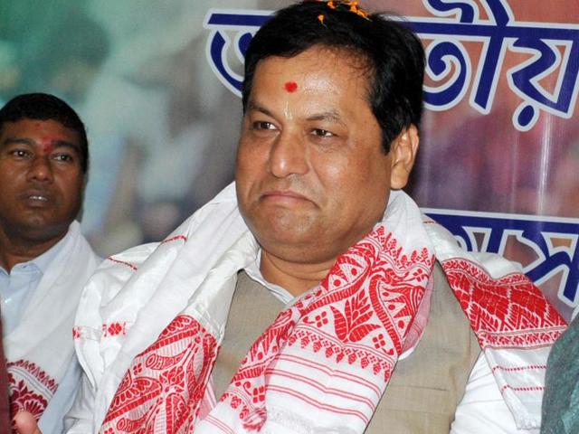Assam chief minister Sarbananda Sonowal on Tuesday handed over to the Union health and family welfare additional secretary more than 571 acres of government land at Changsari area of Kamrup district for the purpose.(Ujjal Deb/HT file)