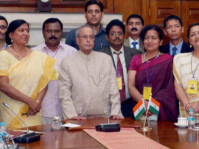 In this file photo, President Pranab Mukherjee can be seen in a meeting with teachers at the Rashtrapati Bhavan in New Delhi.(PTI)