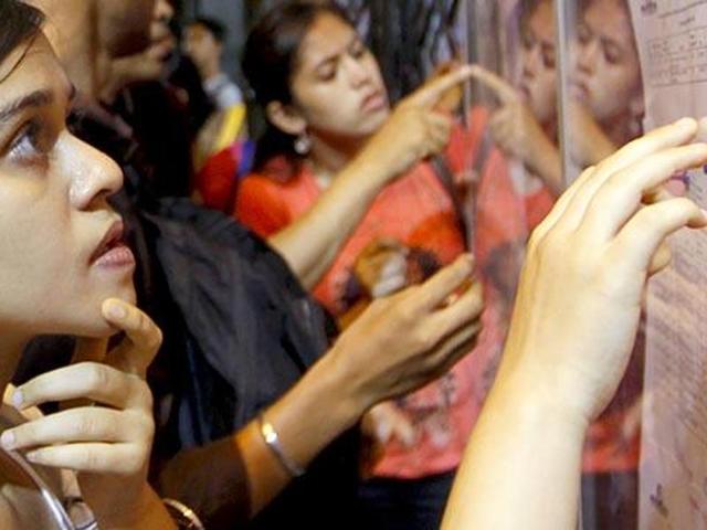 The high court has also stated that those who qualify as per the merit list of June 1, will be eligible to apply for the posts of masters till June 15.(HT Representative Image) The high court has also stated that those who qualify as per the merit list of June 1, will be eligible to apply for the posts of masters till June 15.(HT Representative Image)