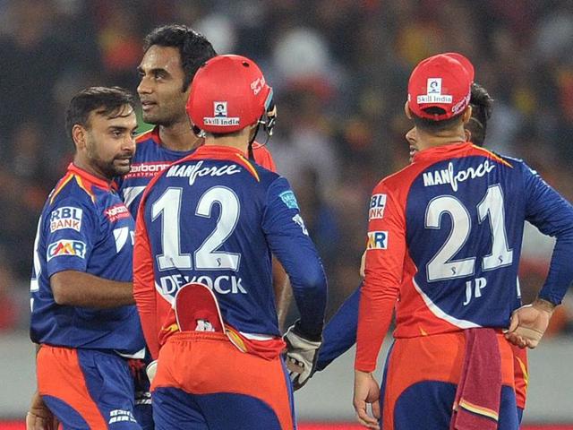 Even after the flight with Daredevils players landed in Delhi, some nine hours after it had left Raipur, the passengers could not disembark immediately because the stairs were too unstable due to strong wind.(AFP) Even after the flight with Daredevils players landed in Delhi, some nine hours after it had left Raipur, the passengers could not disembark immediately because the stairs were too unstable due to strong wind.(AFP)