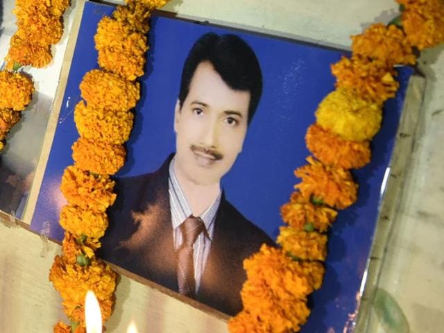 Rajdeo Ranjan, district bureau chief of the Hindi Daily Hindustan in Siwan (Bihar), was shot dead on the busy Station Road on May 13. (Saumya Khandelwal/HT Photo) Rajdeo Ranjan, district bureau chief of the Hindi Daily Hindustan in Siwan (Bihar), was shot dead on the busy Station Road on May 13. (Saumya Khandelwal/HT Photo)