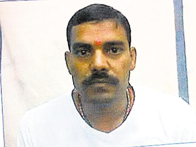 Balinder Singh escaped from custody from the orthopedics ward of the Sanjay Gandhi Memorial Hospital in Rewa. Balinder Singh escaped from custody from the orthopedics ward of the Sanjay Gandhi Memorial Hospital in Rewa.