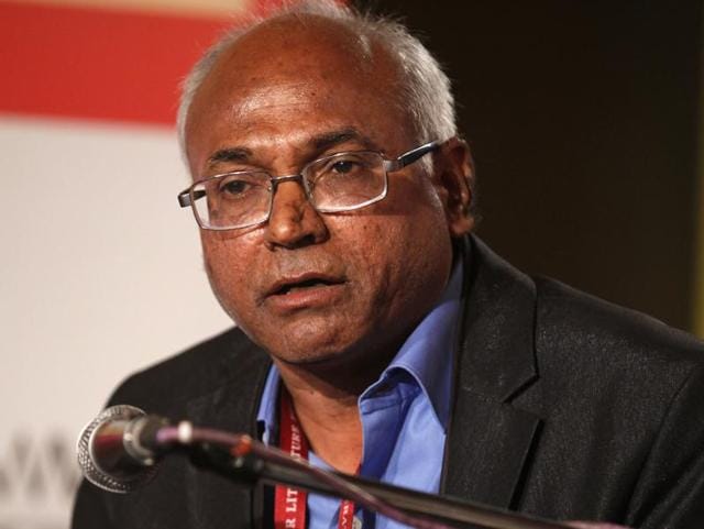 Kancha Ilaiah, one of India’s most prominent Dalit thinkers and author of Why I am not a Hindu, has come under attack for allegedly calling Brahmins “lazy” and “gluttons”.(HT File Photo)