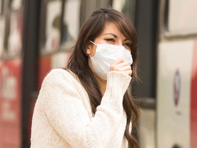 The decade-long study found that people living in areas with more outdoor pollution accumulate deposits in the arteries that supply the heart faster than do people living in less polluted areas. (Shutterstock) The decade-long study found that people living in areas with more outdoor pollution accumulate deposits in the arteries that supply the heart faster than do people living in less polluted areas. (Shutterstock)