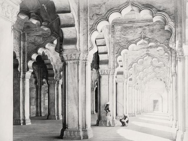 Agra, The interiors of the Moti Masjid; Samuel Bourne, c. 1860. (Courtesy MAP/Tasveer) Agra, The interiors of the Moti Masjid; Samuel Bourne, c. 1860. (Courtesy MAP/Tasveer)