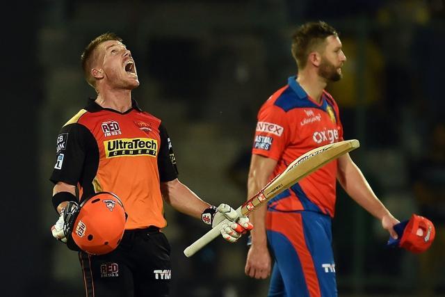 Sunrisers Hyderabad captain David Warner celebrates the victory over Gujarat Lions. (AFP)