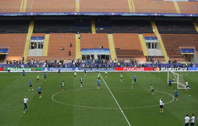 Real Madrid team attends a training session at the San Siro stadium in Milan, Italy. (AP Photo) Real Madrid team attends a training session at the San Siro stadium in Milan, Italy. (AP Photo)