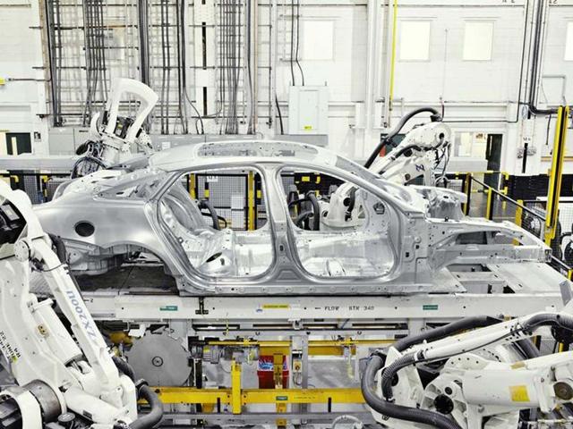Aluminum competes with steel as a metal to be used in transport vehicles. It is the metal of choice in aircraft. Aluminum competes with steel as a metal to be used in transport vehicles. It is the metal of choice in aircraft.