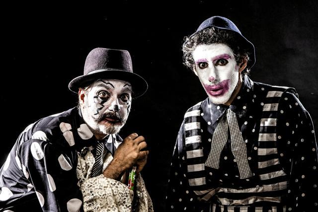 Vinay Pathak and Jim Sarbh in a still from the rehersal (HT Photo) Vinay Pathak and Jim Sarbh in a still from the rehersal (HT Photo)