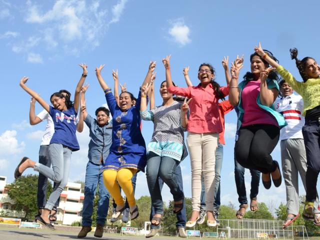 The Bihar School Examination Board (BSEB) announced the Class 10 (matric) results on Sunday.(HT file photo)