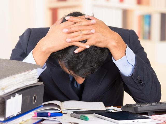 Stress makes you more susceptible to Alzheimer's risk. (Shutterstock)