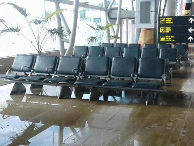 An overnight storm damaged several small aircraft at the Amritsar airport and flooded the departure lounge. (HT Photo) An overnight storm damaged several small aircraft at the Amritsar airport and flooded the departure lounge. (HT Photo)