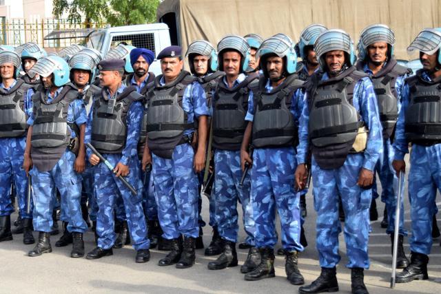 Rapid Action Force personnel deployed at the Jat Dharamshala in Rohtak on Sunday. (Manoj Dhaka/HT Photo) Rapid Action Force personnel deployed at the Jat Dharamshala in Rohtak on Sunday. (Manoj Dhaka/HT Photo)