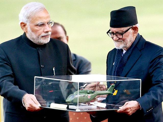 Prime Minister Narendra Modi (Right) warmly received by Pakistan Prime Minister Nawaz Sharif, at Lahore, Pakistan, December 25, 2015(PIB)