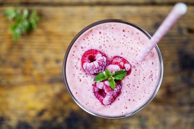 Blend up some smoothies regularly for better eyes. (Shutterstock) Blend up some smoothies regularly for better eyes. (Shutterstock)