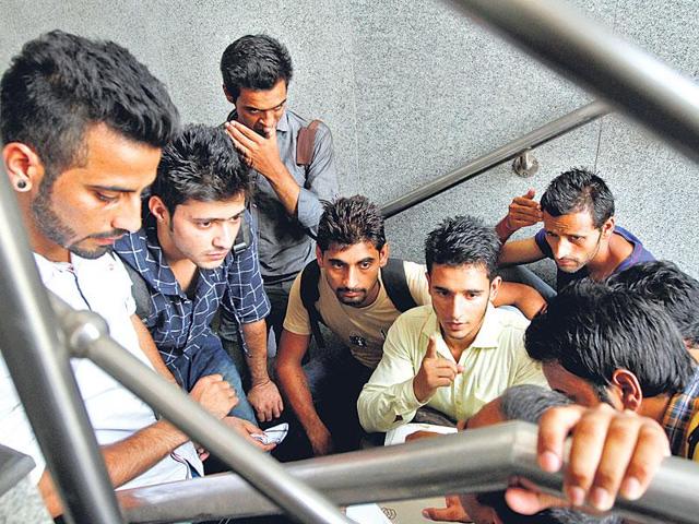The Supreme Court on Tuesday pulled up the All India Council for Technical Education (AICTE) for delaying grant of approval to technical colleges and violating the schedule fixed by it for the purpose. (Virendra Singh Gosain/ HT file) The Supreme Court on Tuesday pulled up the All India Council for Technical Education (AICTE) for delaying grant of approval to technical colleges and violating the schedule fixed by it for the purpose. (Virendra Singh Gosain/ HT file)