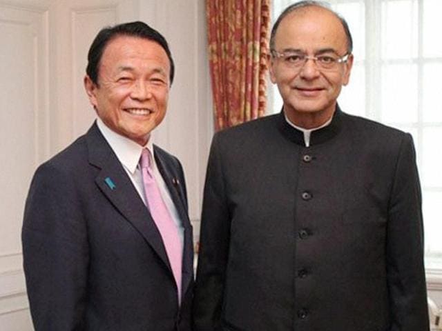 Finance minister Arun Jaitley meeting the deputy prime minister and finance minister of Japan, Taro Aso in Tokyo, Japan on Sunday, May 31, 2016.(PTI)